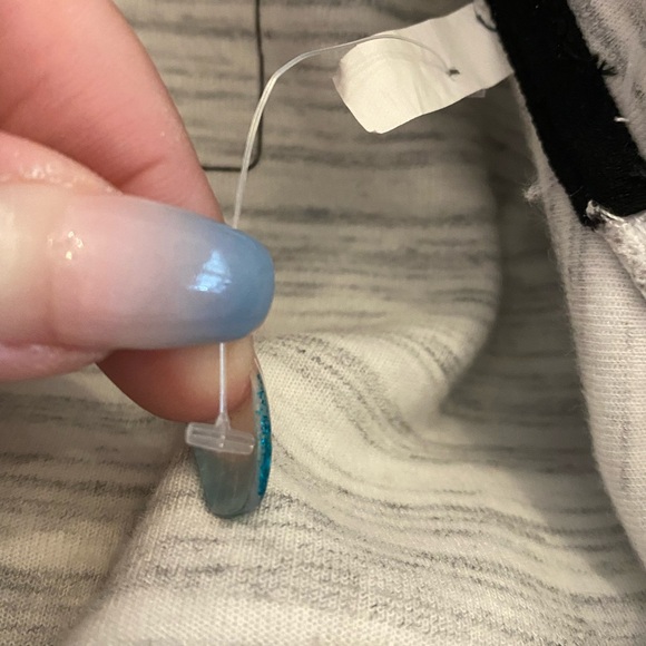 American Eagle, white hooded sweatshirt, men’s size medium - Picture 6 of 7